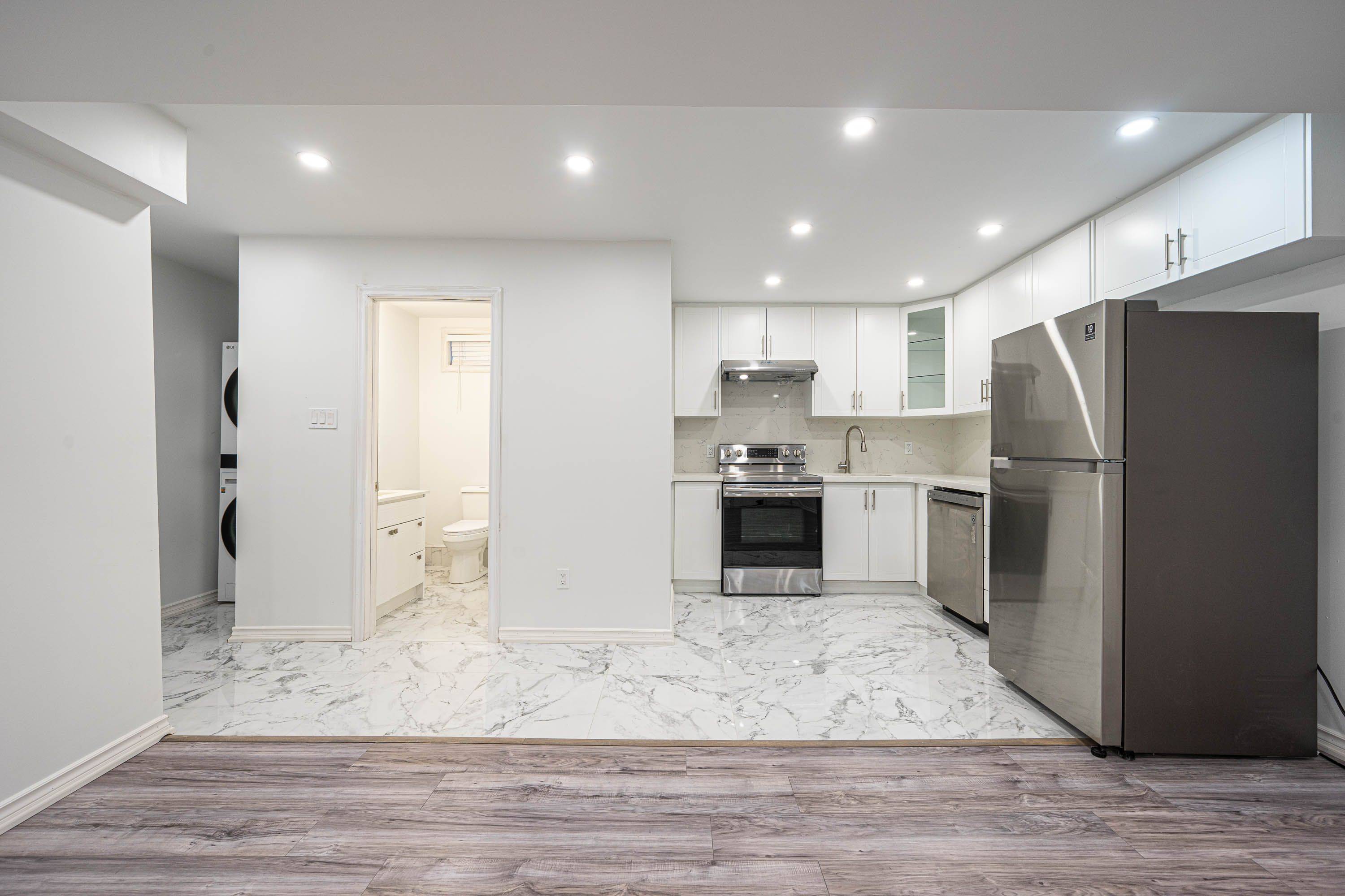 East Gwillimbury, ON L9N 0T4,79 Holland Vista ST #Basement