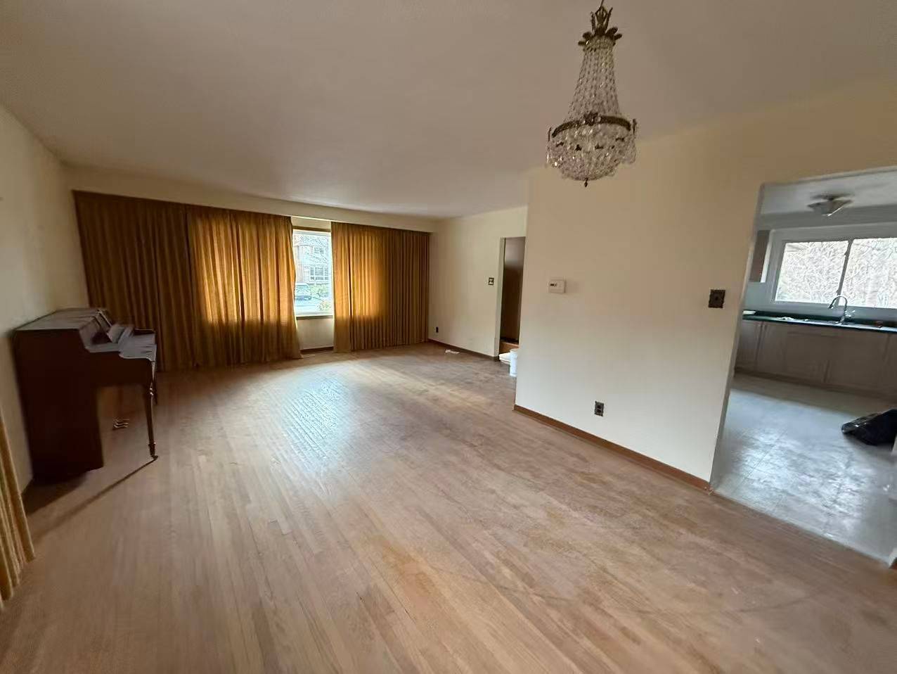 Markham, ON L3R 2J6,31 Fred Varley Dr (Upper) N/A