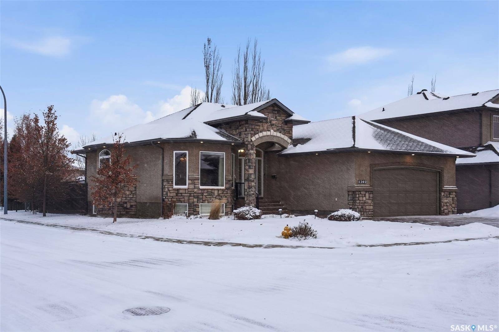 Saskatoon, SK S7V 1E1,1202 Beechmont VIEW