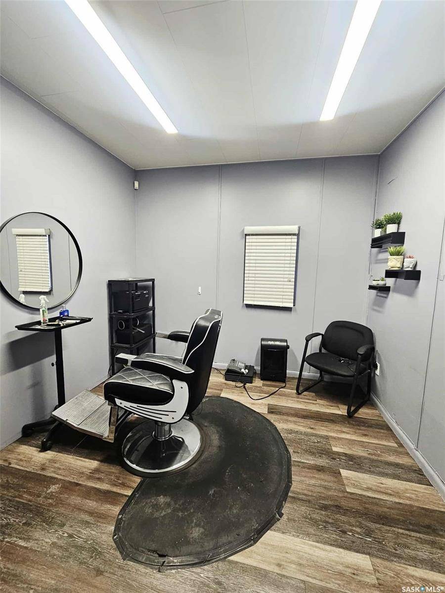 Esterhazy, SK S0A 0X0,507 Main STREET #5