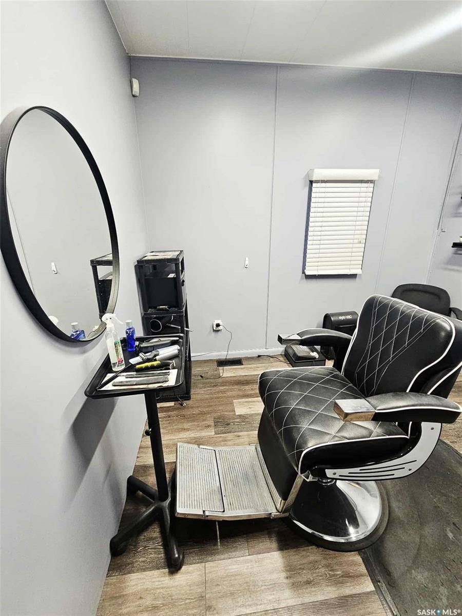 Esterhazy, SK S0A 0X0,507 Main STREET #5