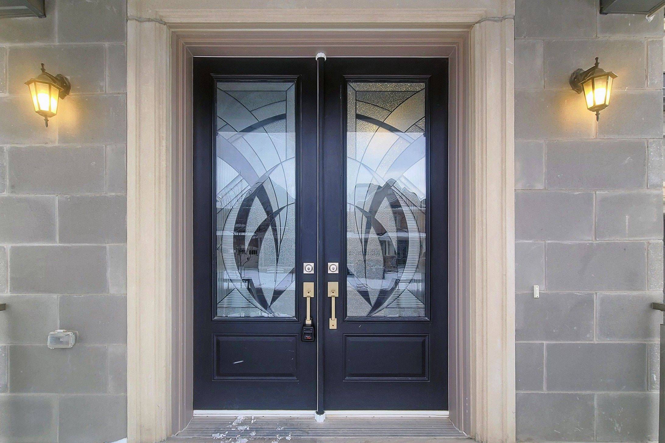 Oakville, ON L6H 0Y5,3359 Post RD