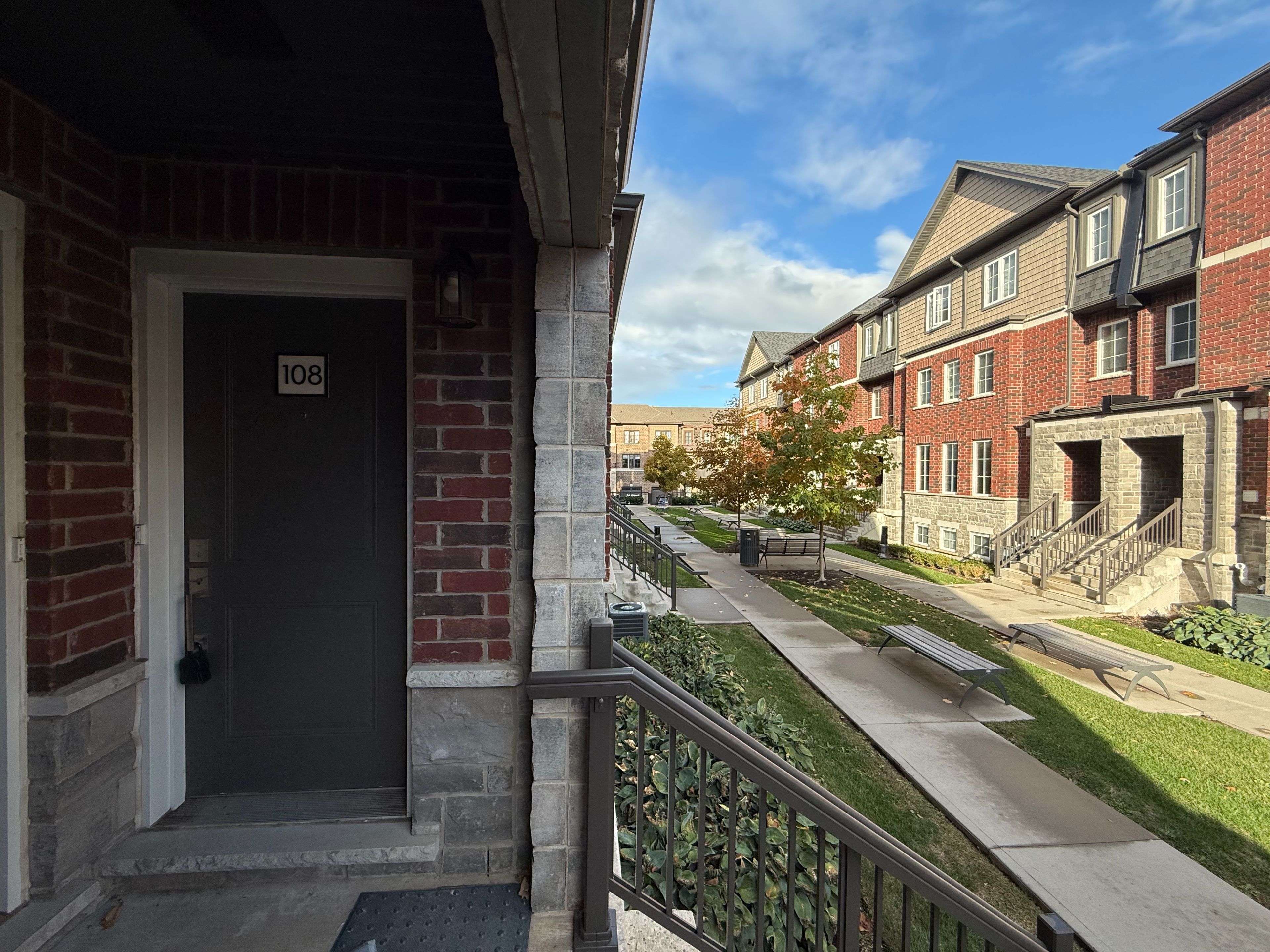 Milton, ON L9T 9K4,445 Ontario ST S #108