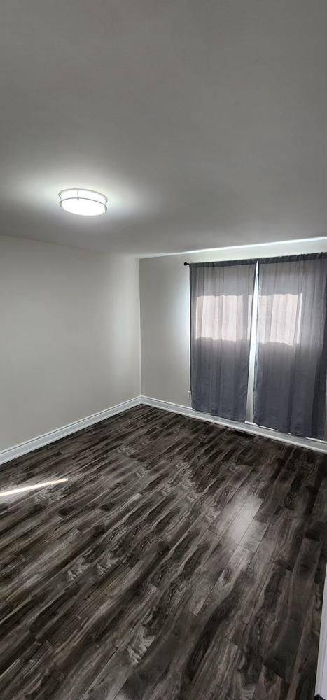 Brampton, ON L6V 2H2,23 Gable DR