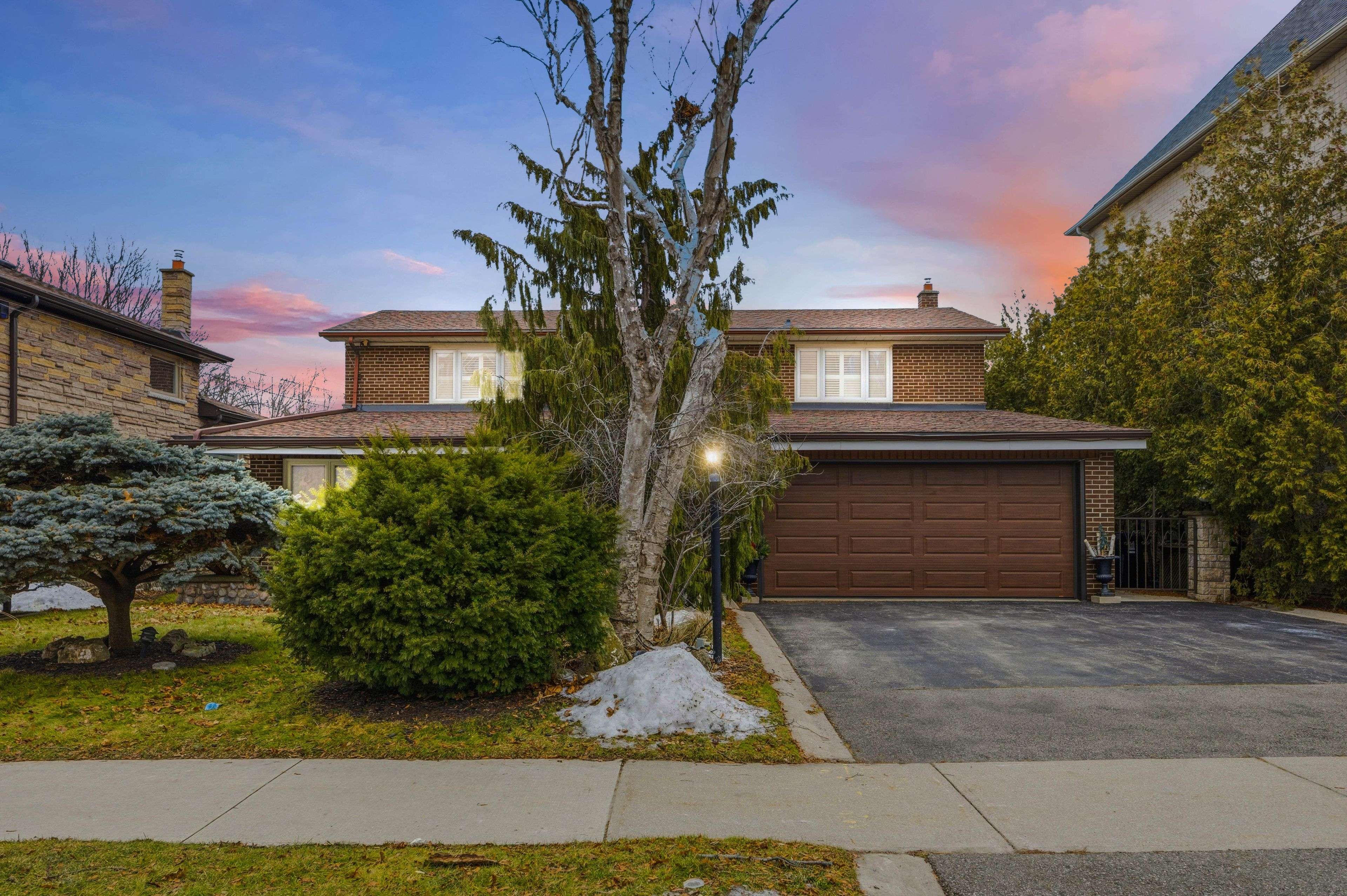 Toronto W09, ON M9R 1Z2,116 Clement RD