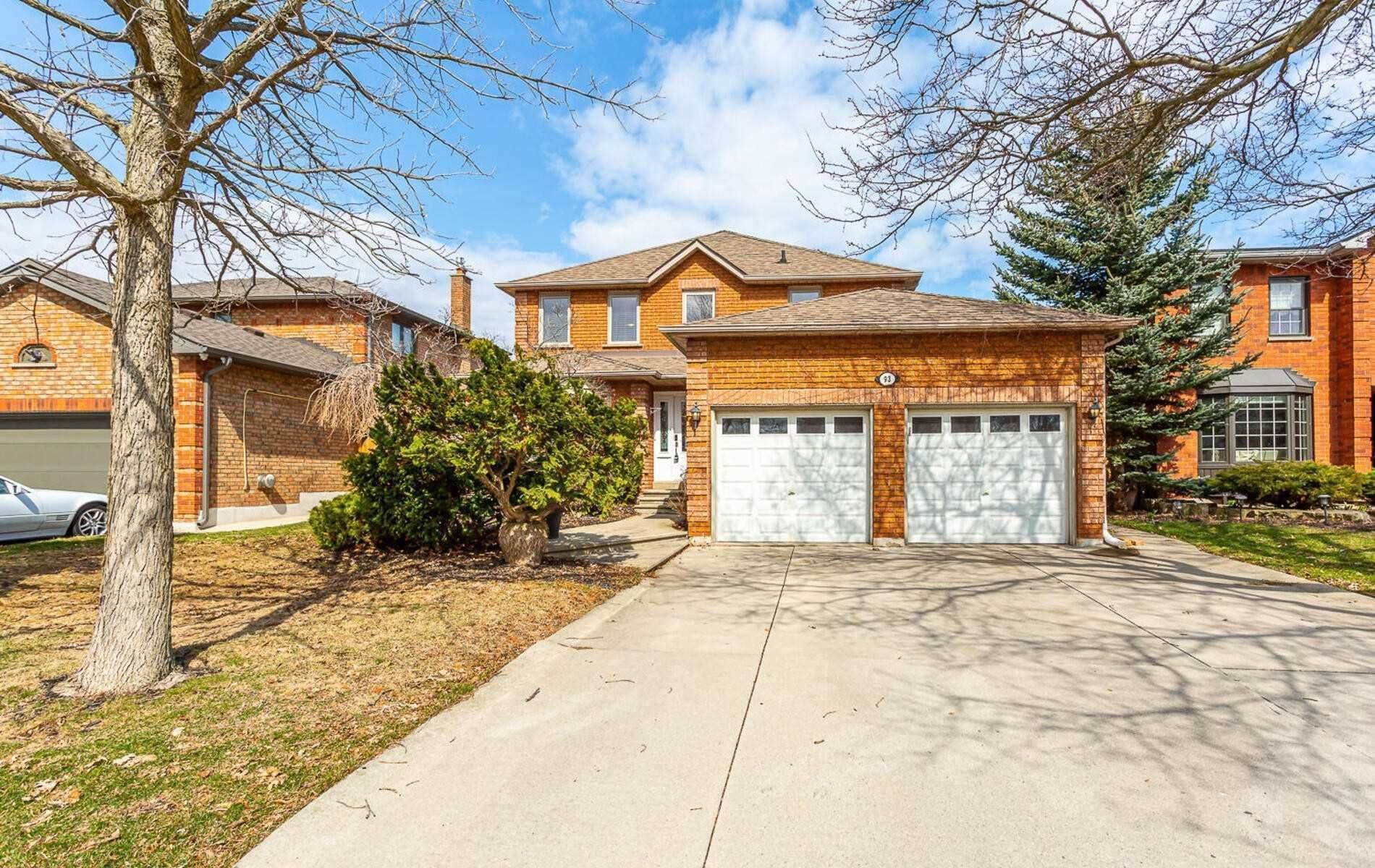 Oakville, ON L6L 6G5,93 Waldie RD