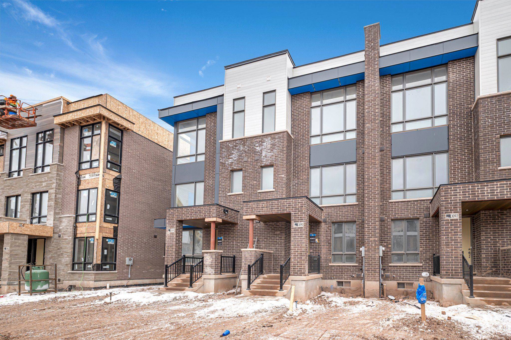 Oakville, ON L6H 7Z1,3090 Meadowridge DR