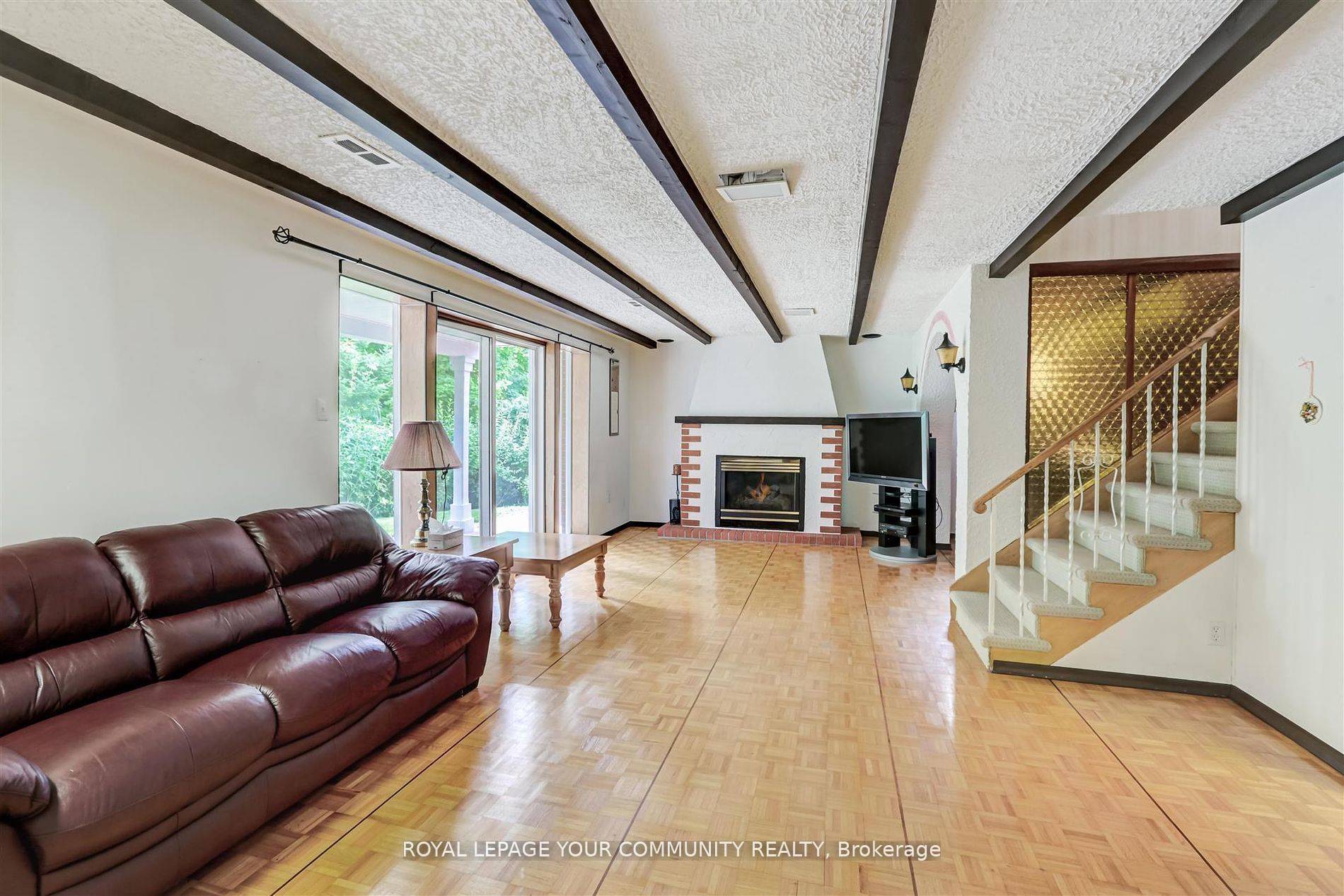 Toronto W05, ON M3M 1S2,19 Peacham Cres CRES #(Lower)