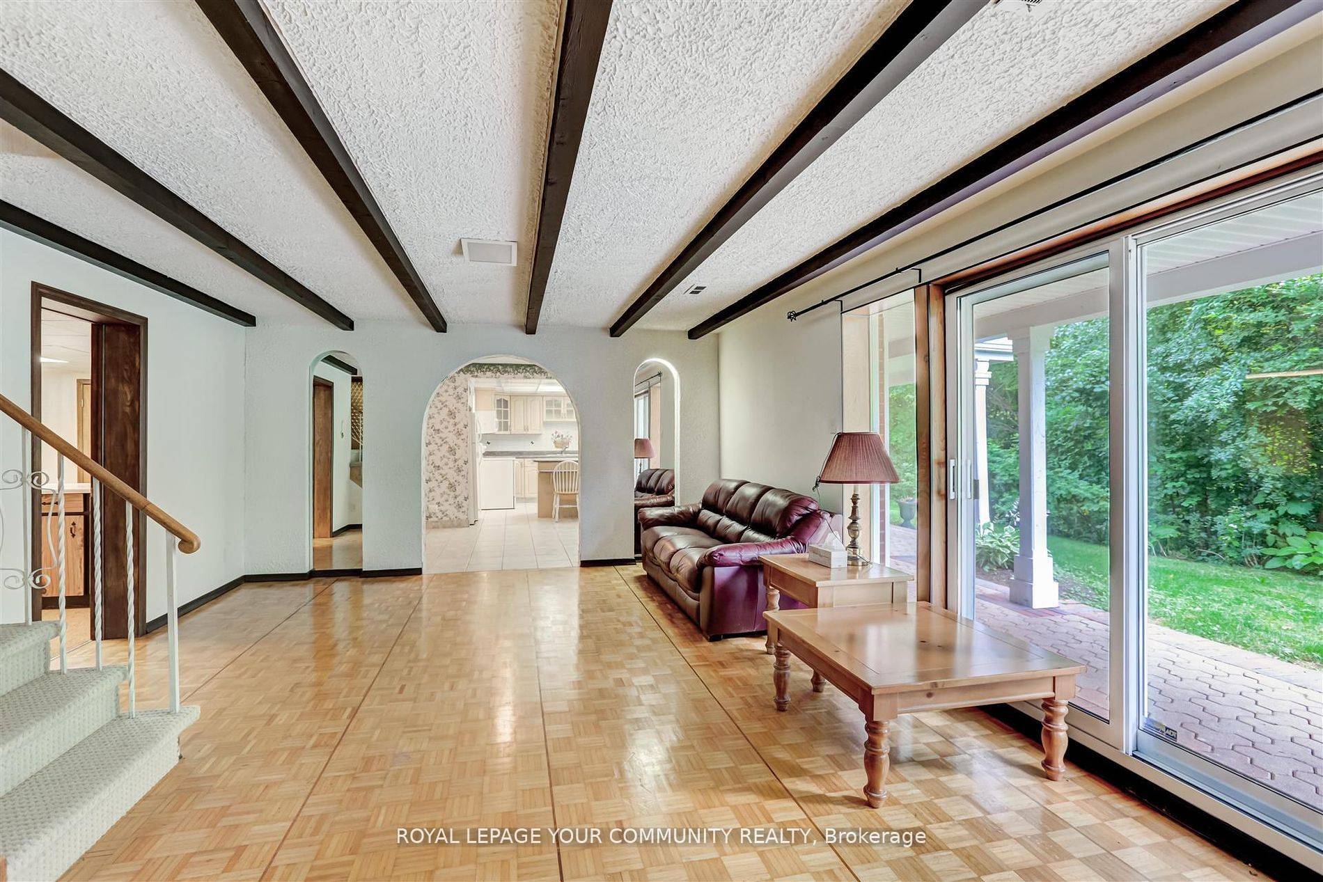 Toronto W05, ON M3M 1S2,19 Peacham Cres CRES #(Lower)