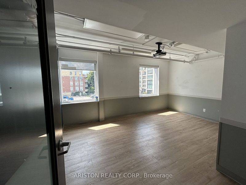 Toronto W01, ON M6S 1R6,2489 Bloor ST W #Main Floor & Second Floor