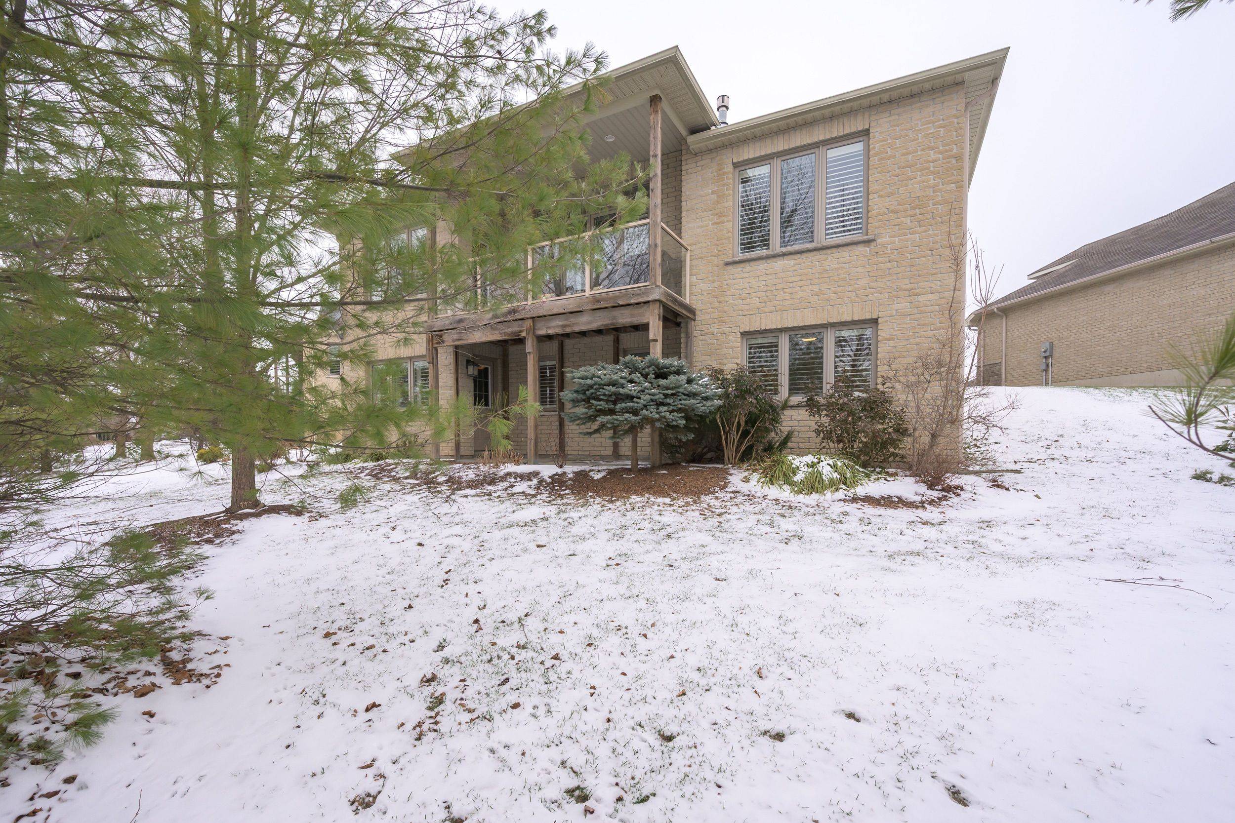 London South, ON N6K 5R3,2548 Marlene Stewart PL