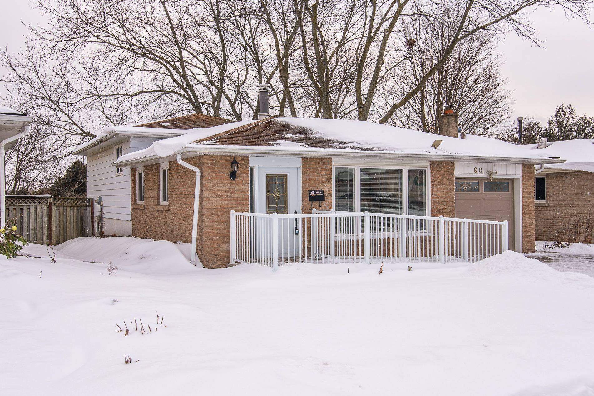 Cambridge, ON N3C 2X9,60 Hahn AVE