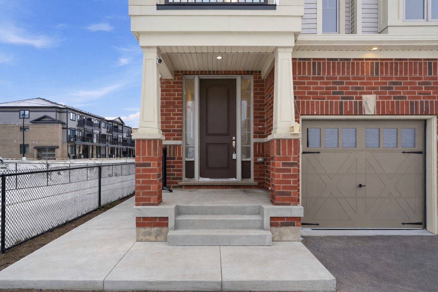 Kitchener, ON N2R 0R4,624 Beckview CRES