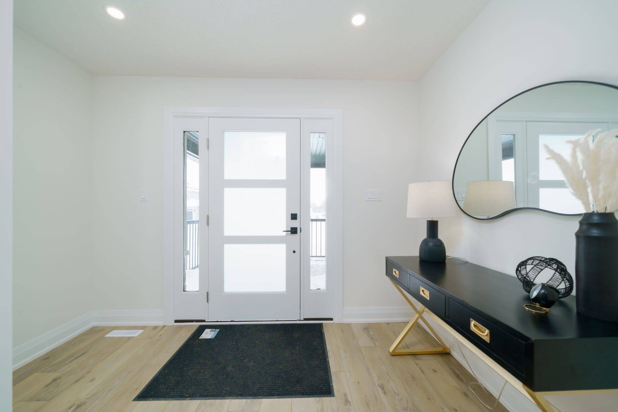 Plympton-wyoming, ON N0N 1T0,486 Julianna CT