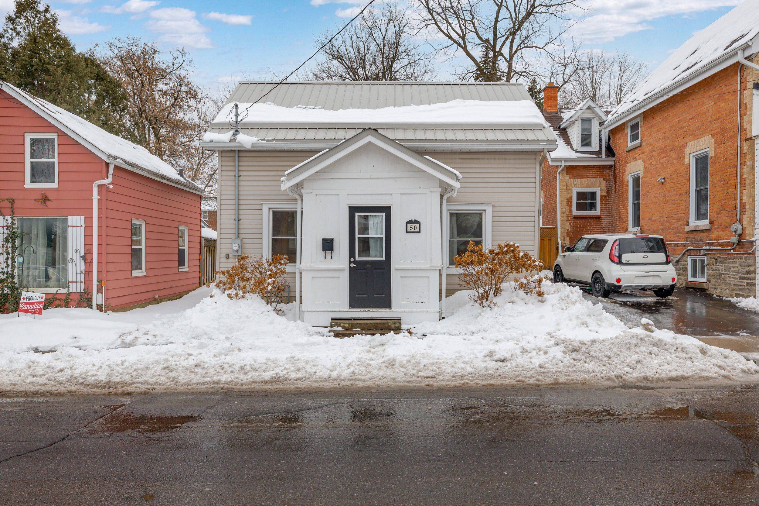 Brockville, ON K6V 2R6,50 Bartholomew ST