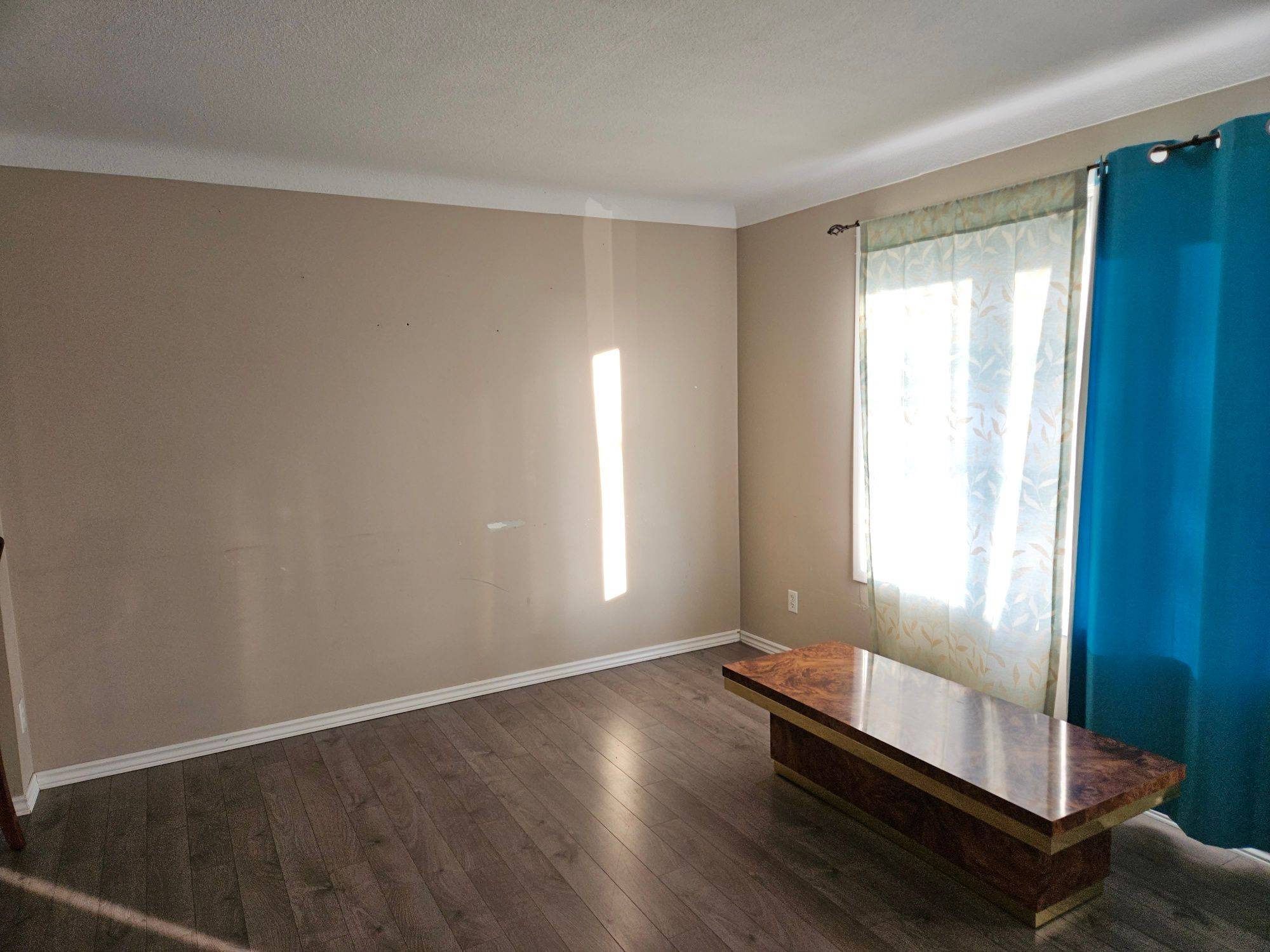 Welland, ON L3C 5R9,100 ENDICOTT TER #B