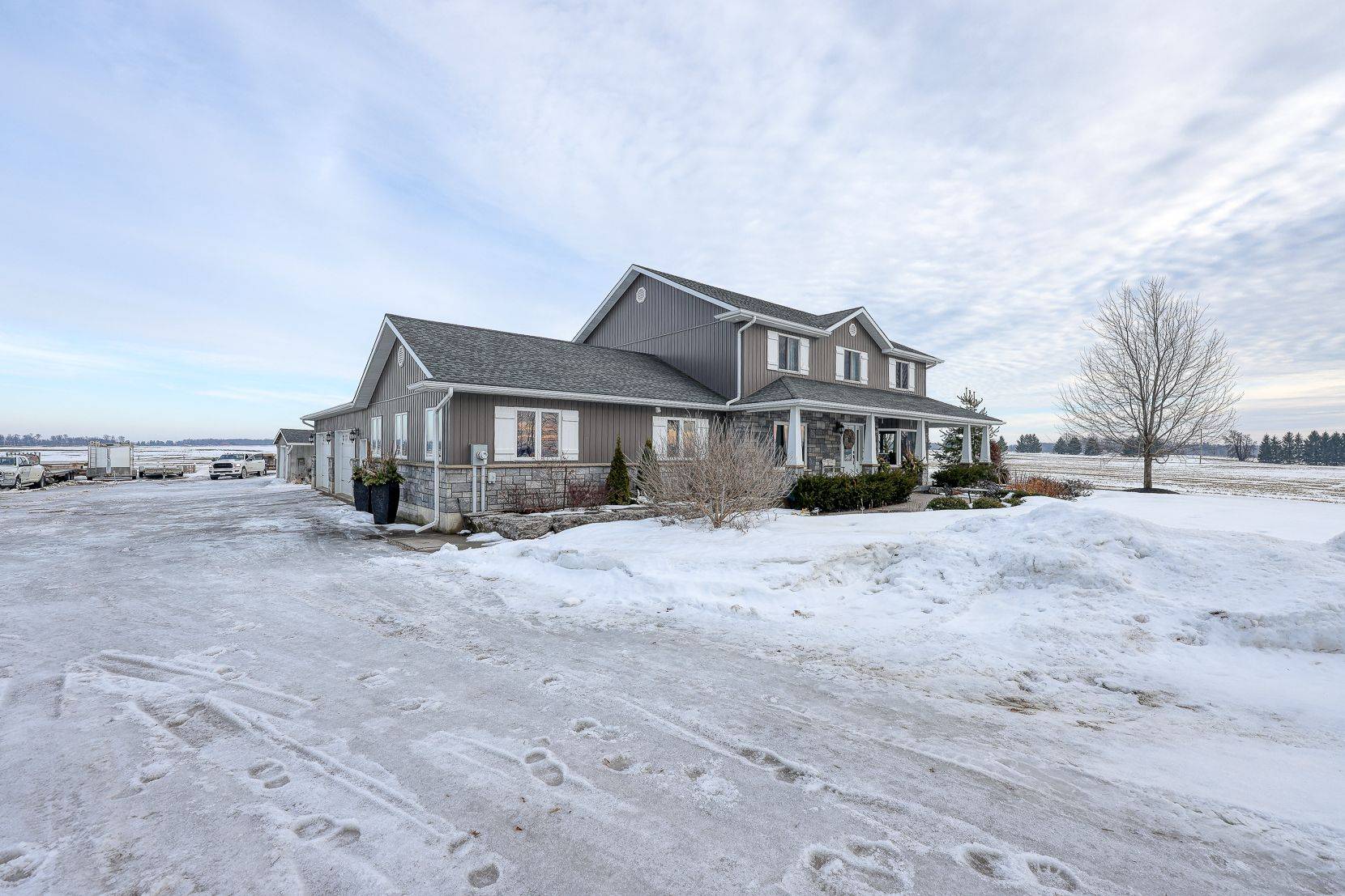 Norwich, ON N0J 1C0,533968 Cedar Line