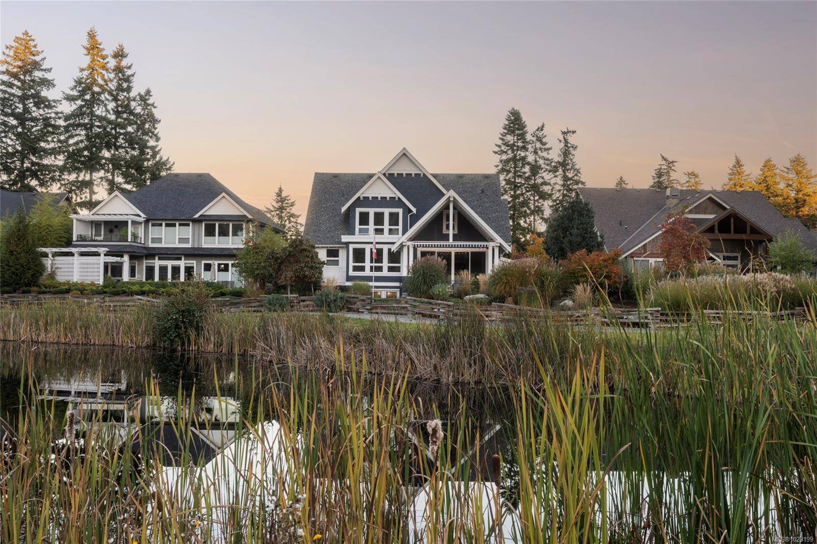 Langford, BC V9B 0R9,1319 Champions Crt