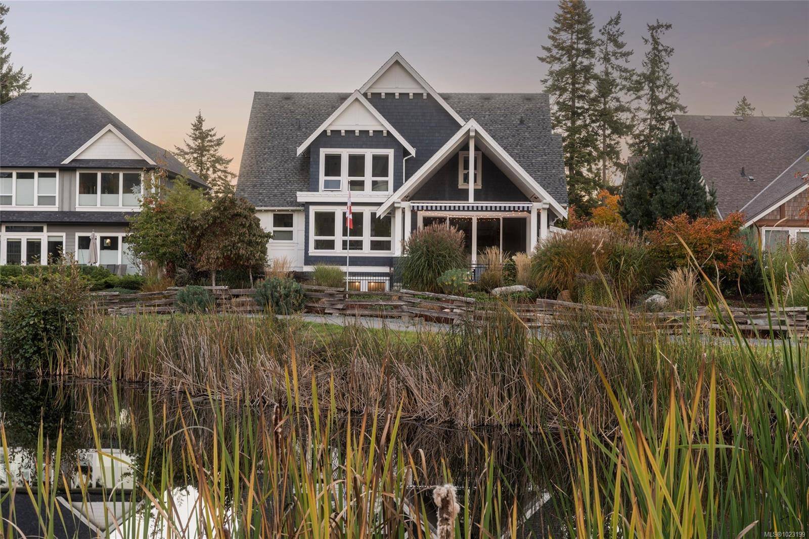 Langford, BC V9B 0R9,1319 Champions Crt