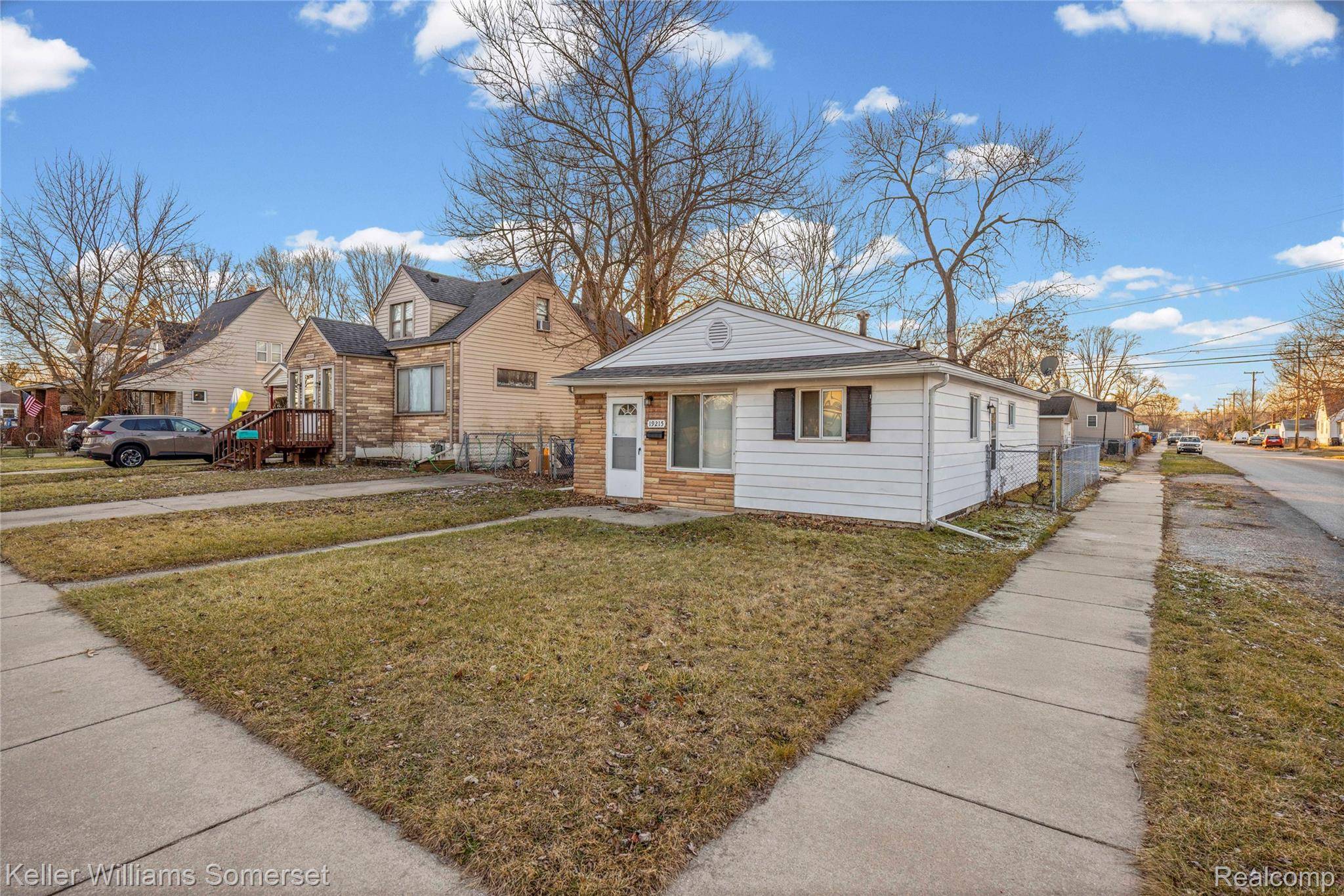 Redford, MI 48240,19215 Centralia