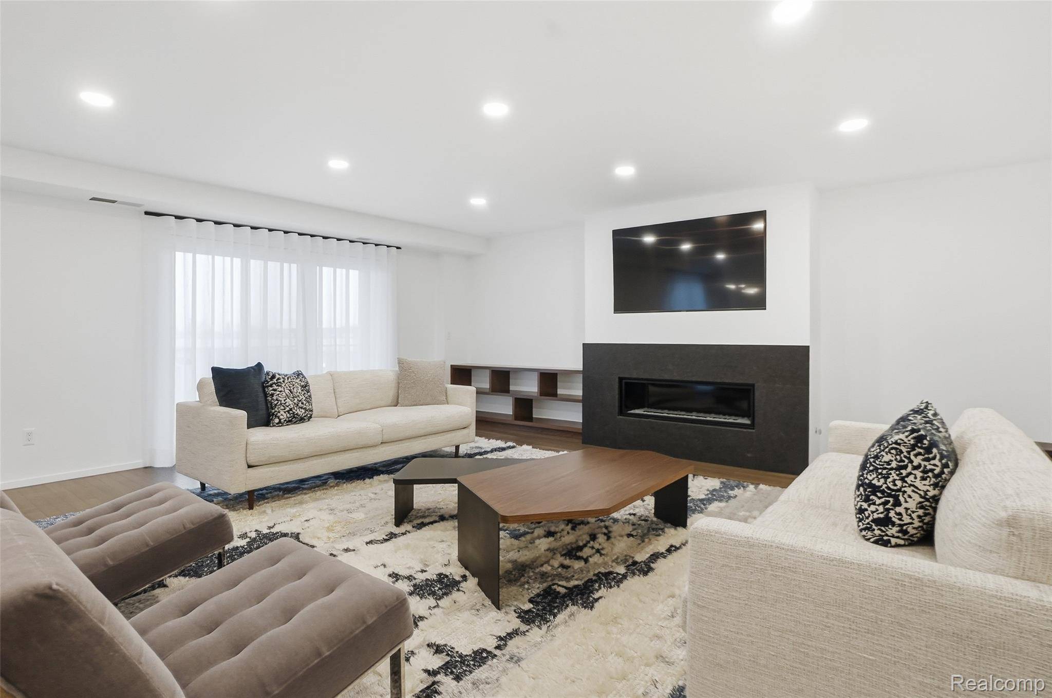 Birmingham, MI 48009,411 S Old Woodward AVE #510