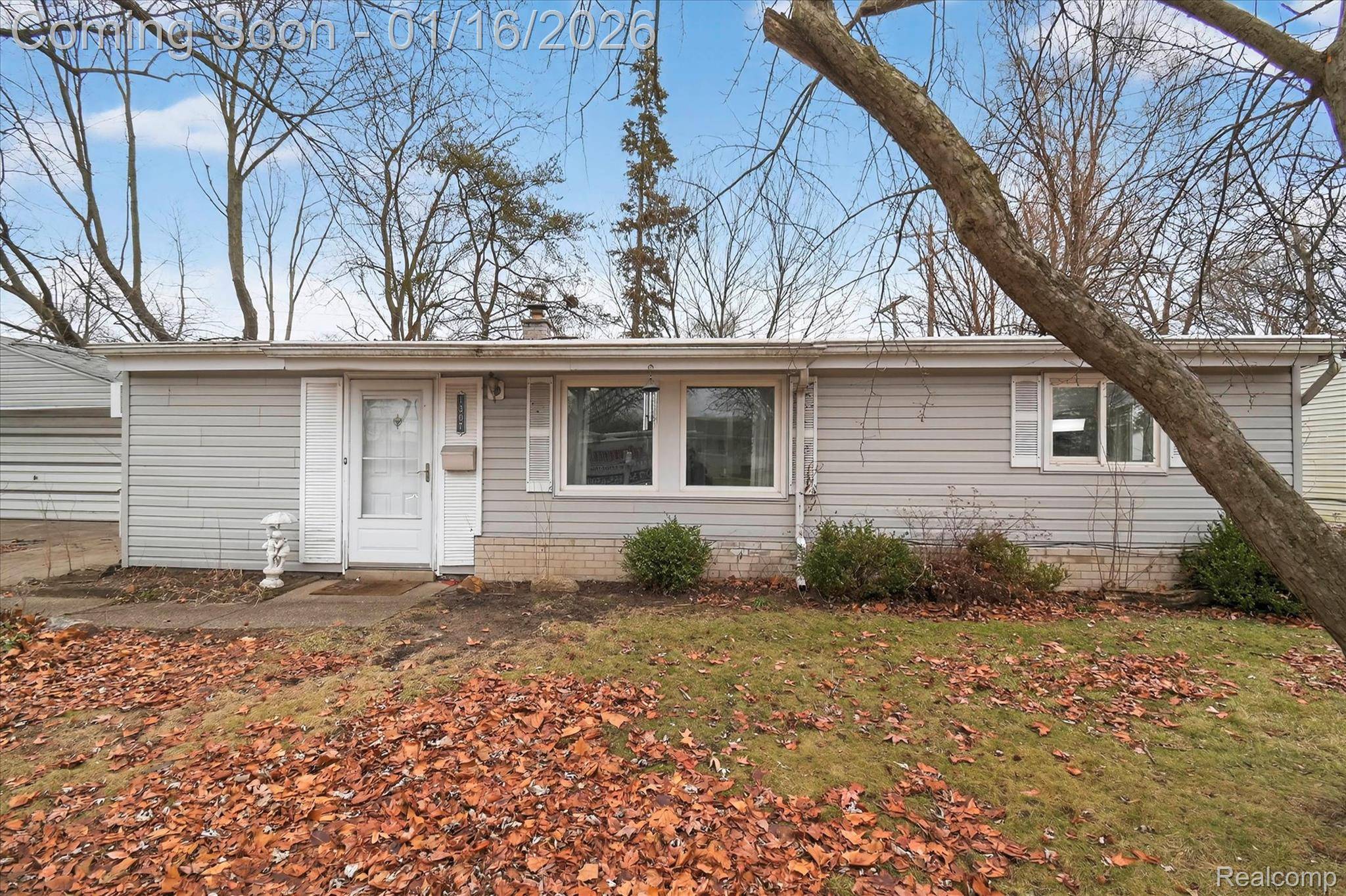 Westland, MI 48186,1307 S Carlson ST