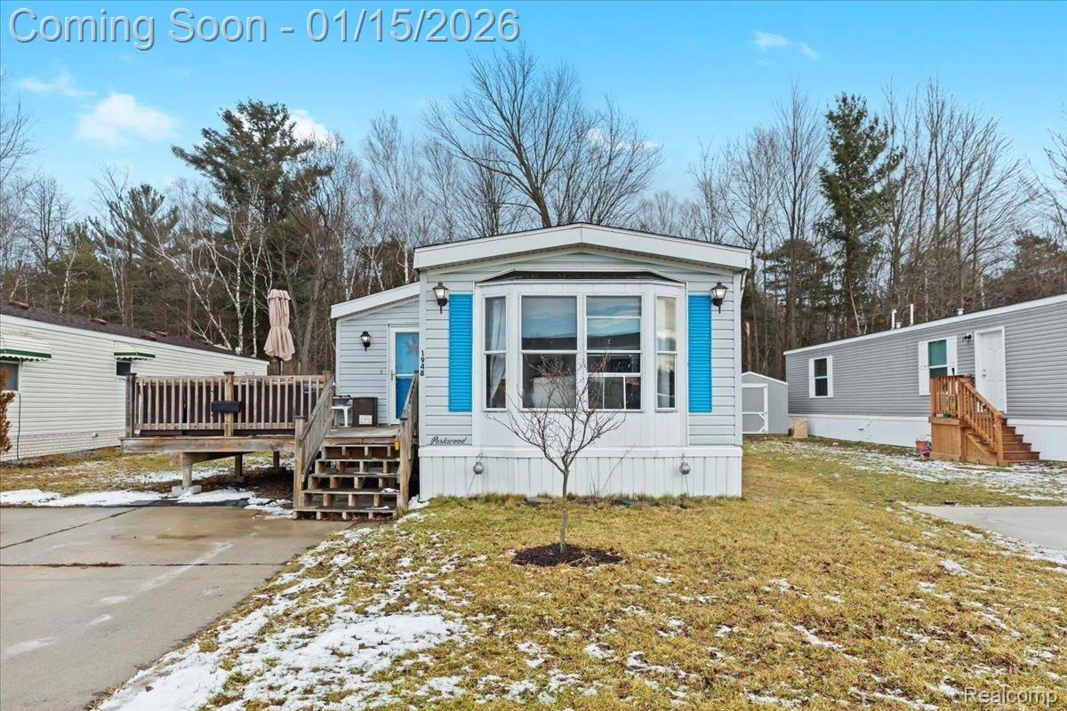 Kimball, MI 48074,1948 Meadowlark LN