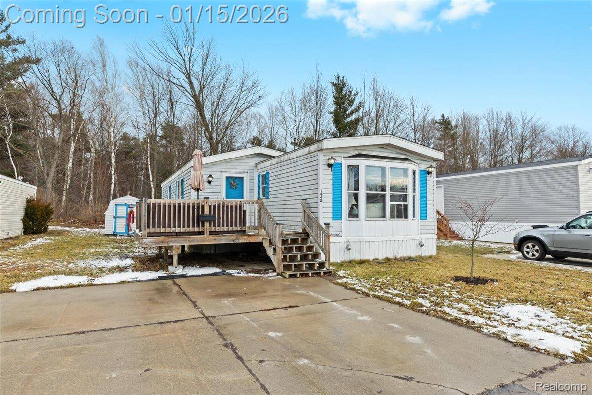Kimball, MI 48074,1948 Meadowlark LN