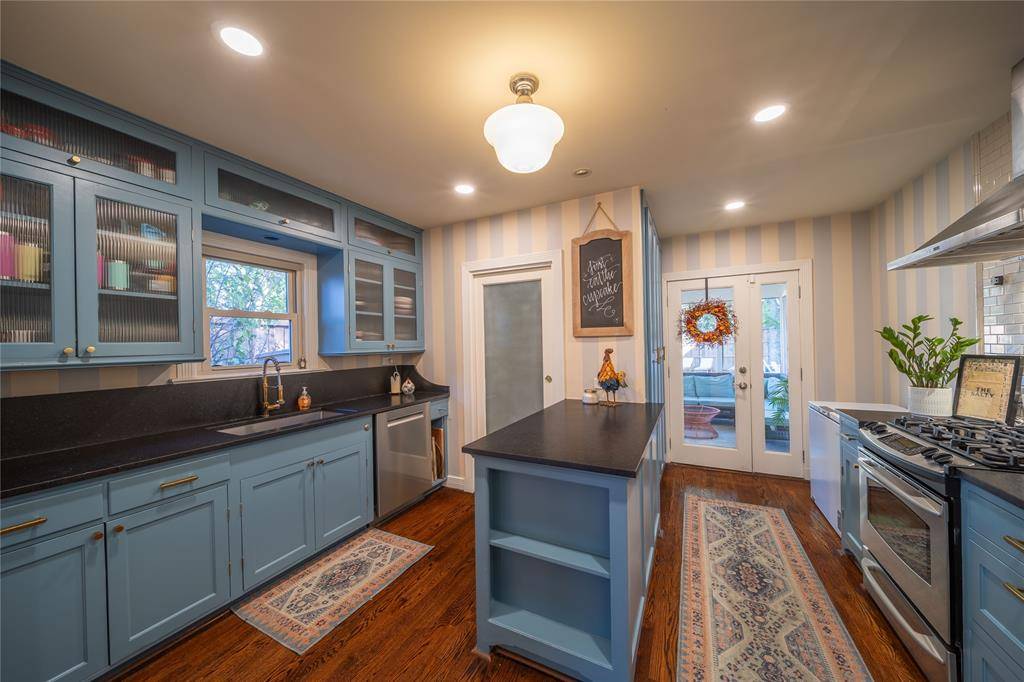 Dallas, TX 75208,722 Tenna Loma Court