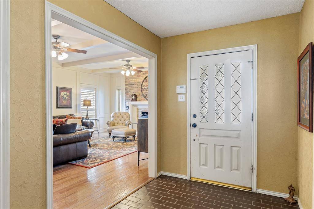 Dallas, TX 75248,6906 Brentfield Drive