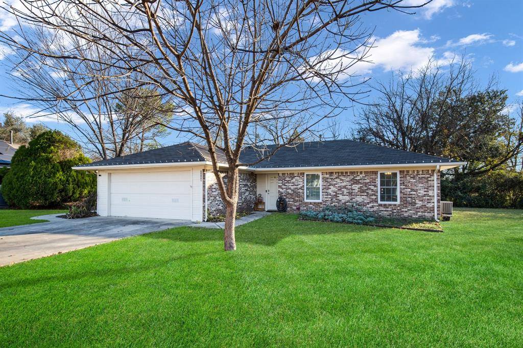 Denton, TX 76209,2000 Navajo Street