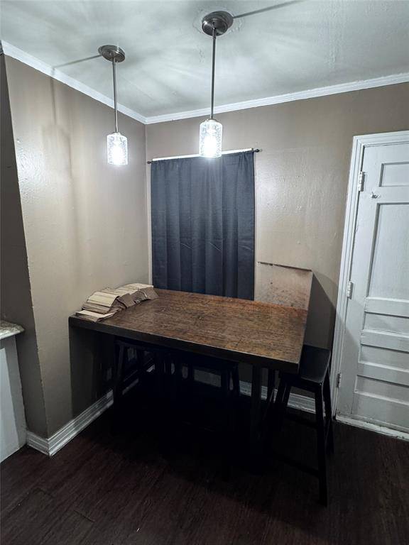 Dallas, TX 75211,2906 W 9th Street