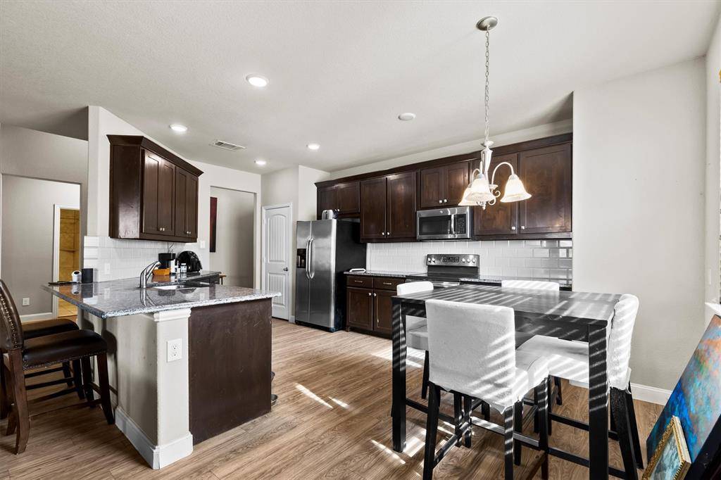 Sanger, TX 76266,11 Pleasant Valley