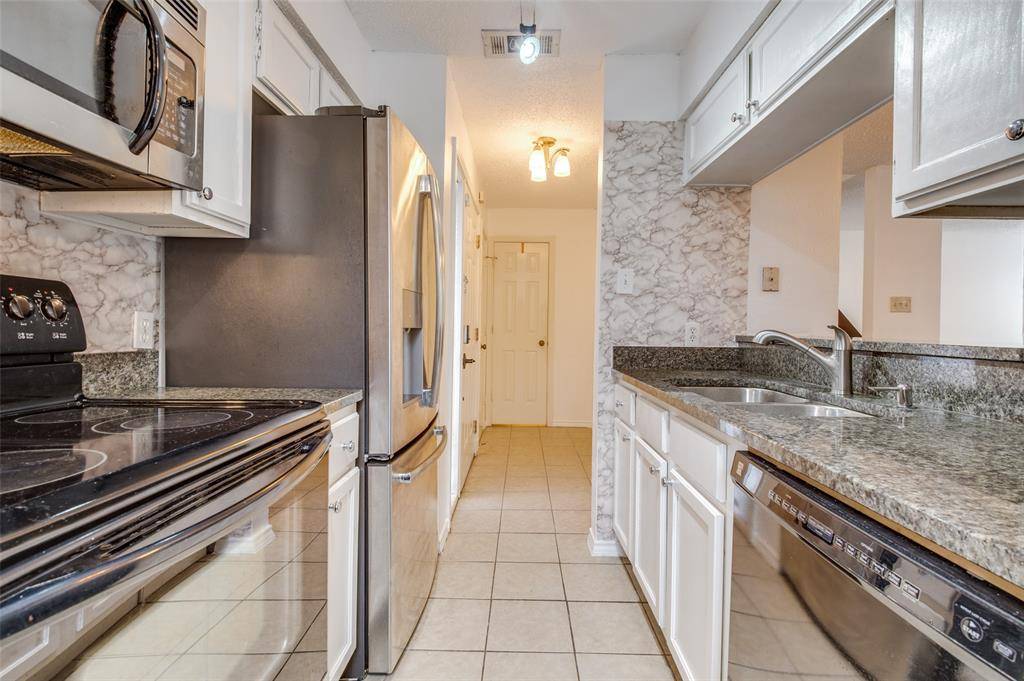 Addison, TX 75001,4067 Beltway Drive #118