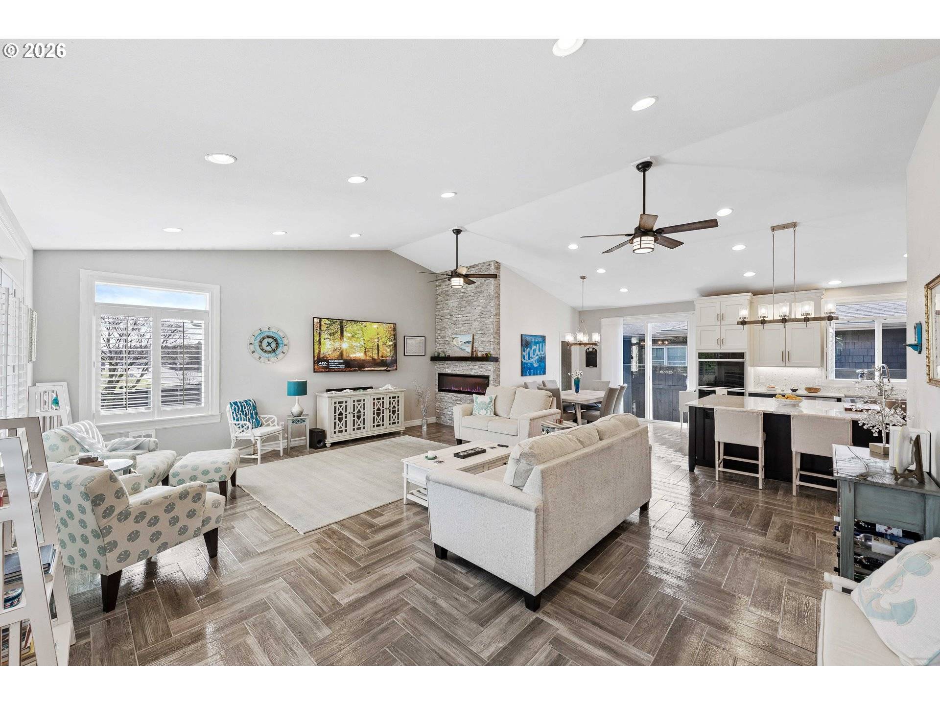 Bandon, OR 97411,3220 NATALIE WAY