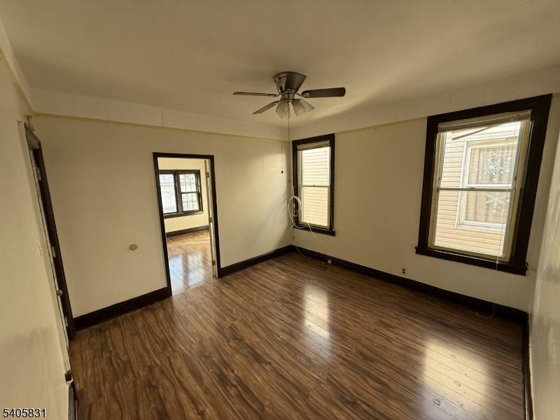 Jersey City, NJ 07304,98 Yale Ave