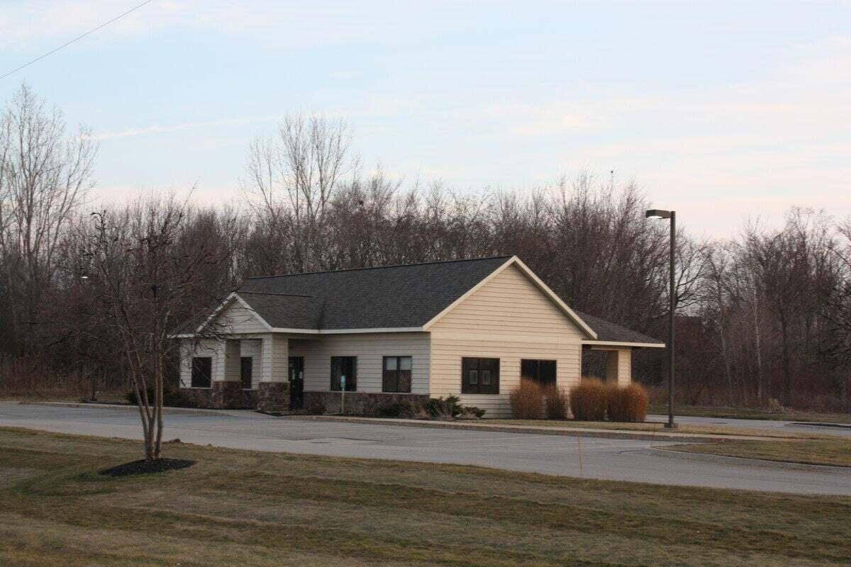 Wayland, MI 49348,4426 Division AVE