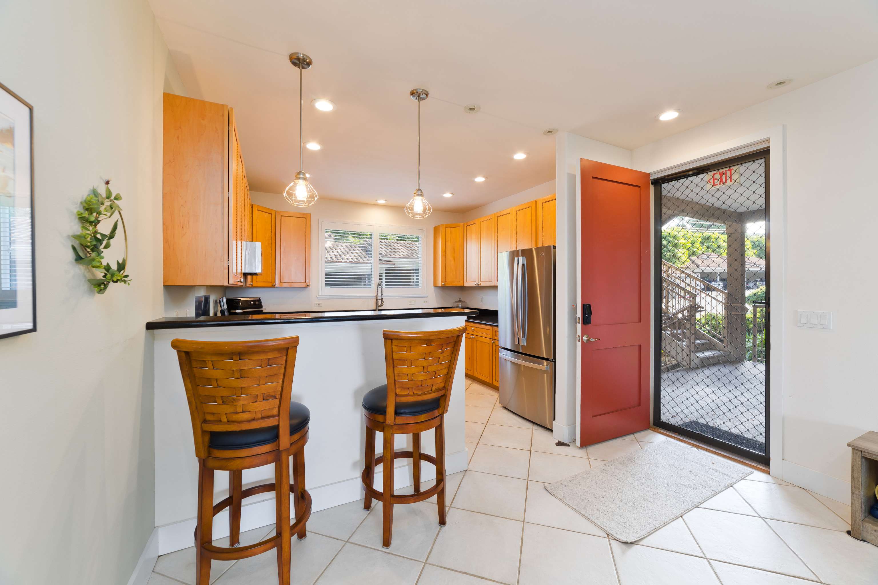 Kailua-kona, HI 96740,75-346 HUALALAI RD #A206