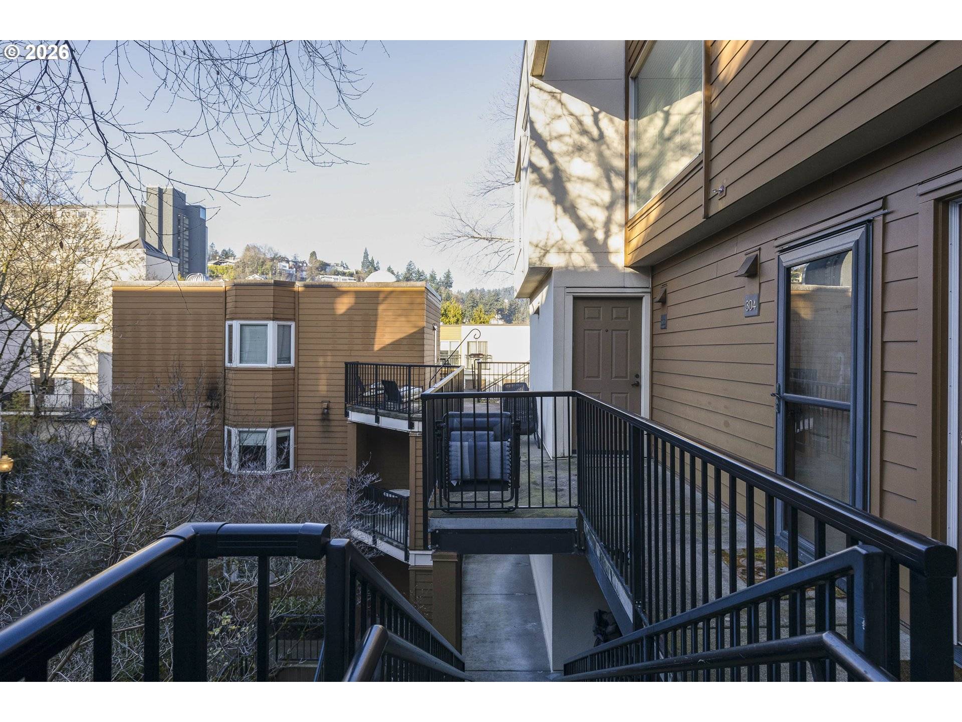 Portland, OR 97201,1535 SW CLAY ST #304