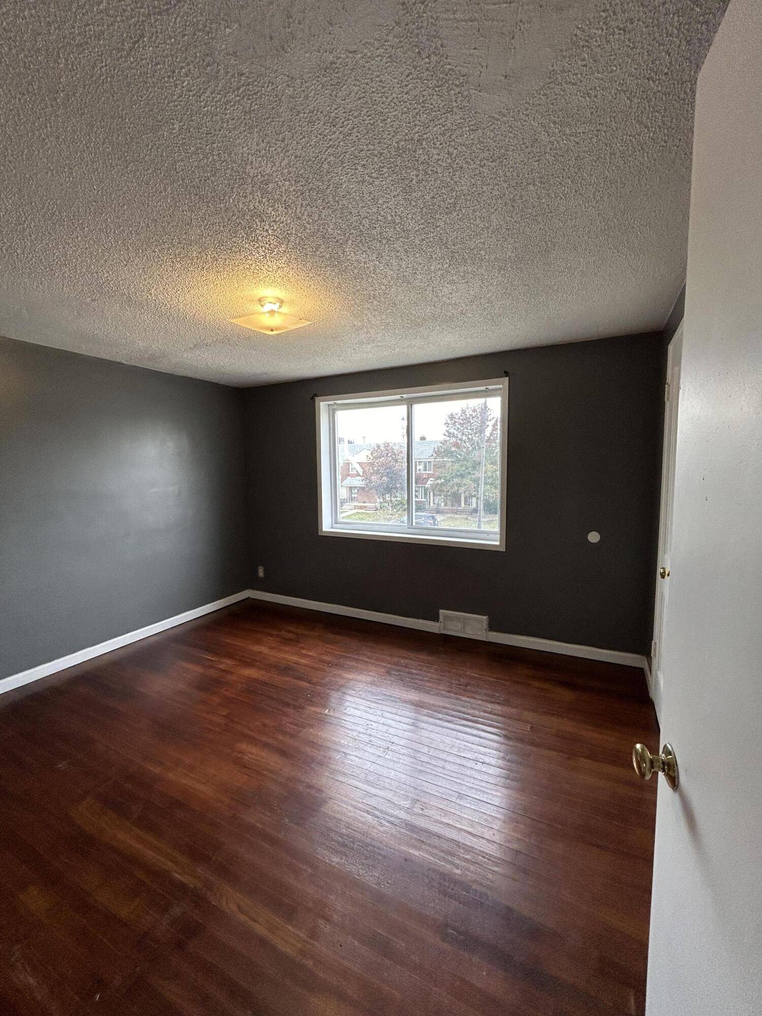 Detroit, MI 48238,3463 Ewald CIR