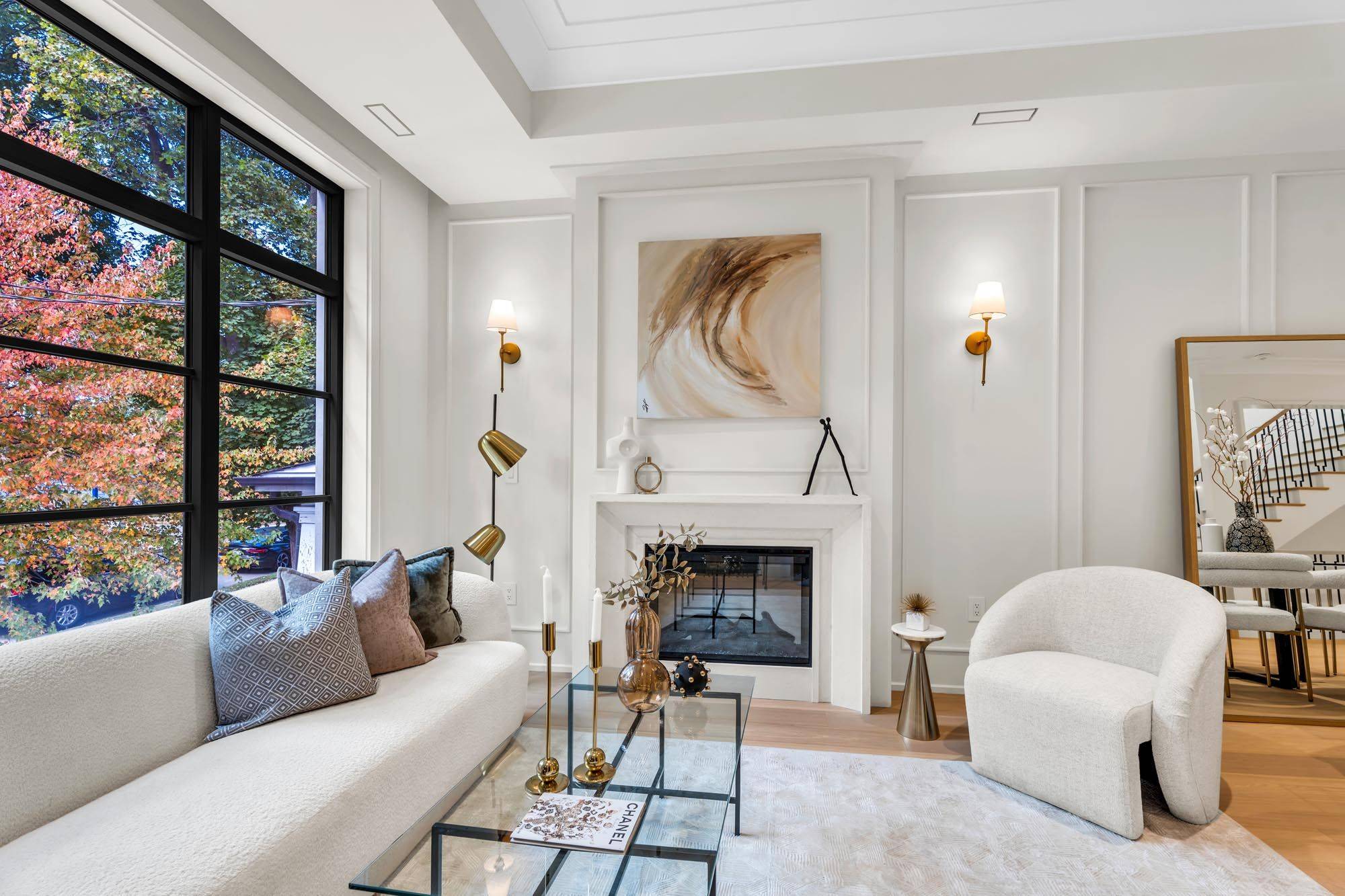 Toronto C11, ON M4G 1P1,105 Rumsey RD