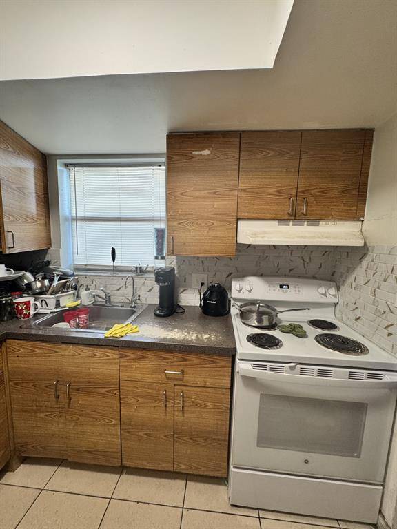 Oakland Park, FL 33334,101 NE 41st St #17A