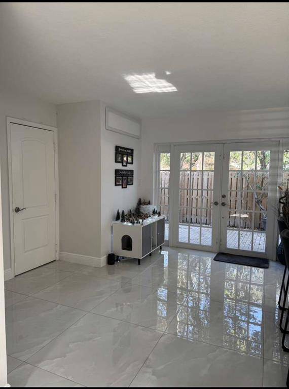 Cooper City, FL 33330,12181 SW 49th Ct