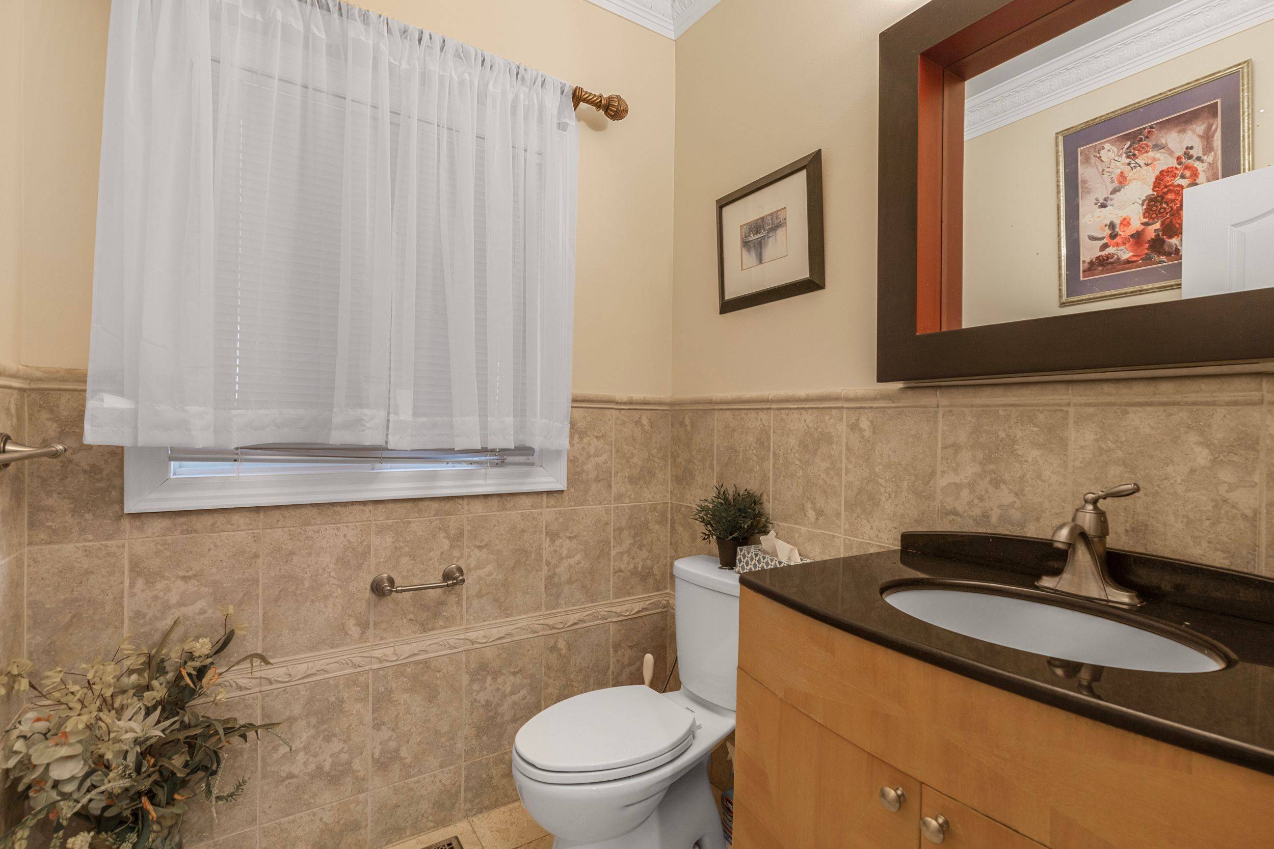 Richmond Hill, ON L4C 7V8,277 Oxford ST