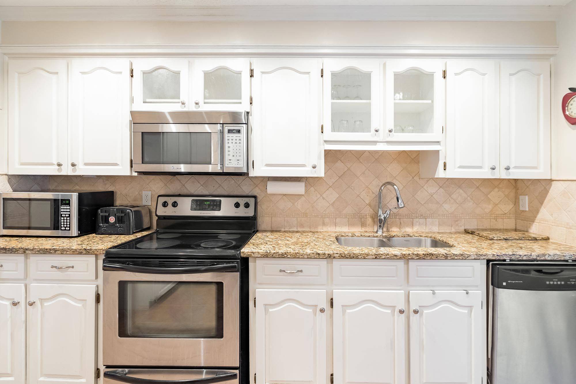 Penetanguishene, ON L9M 1E2,51 Beck BLVD