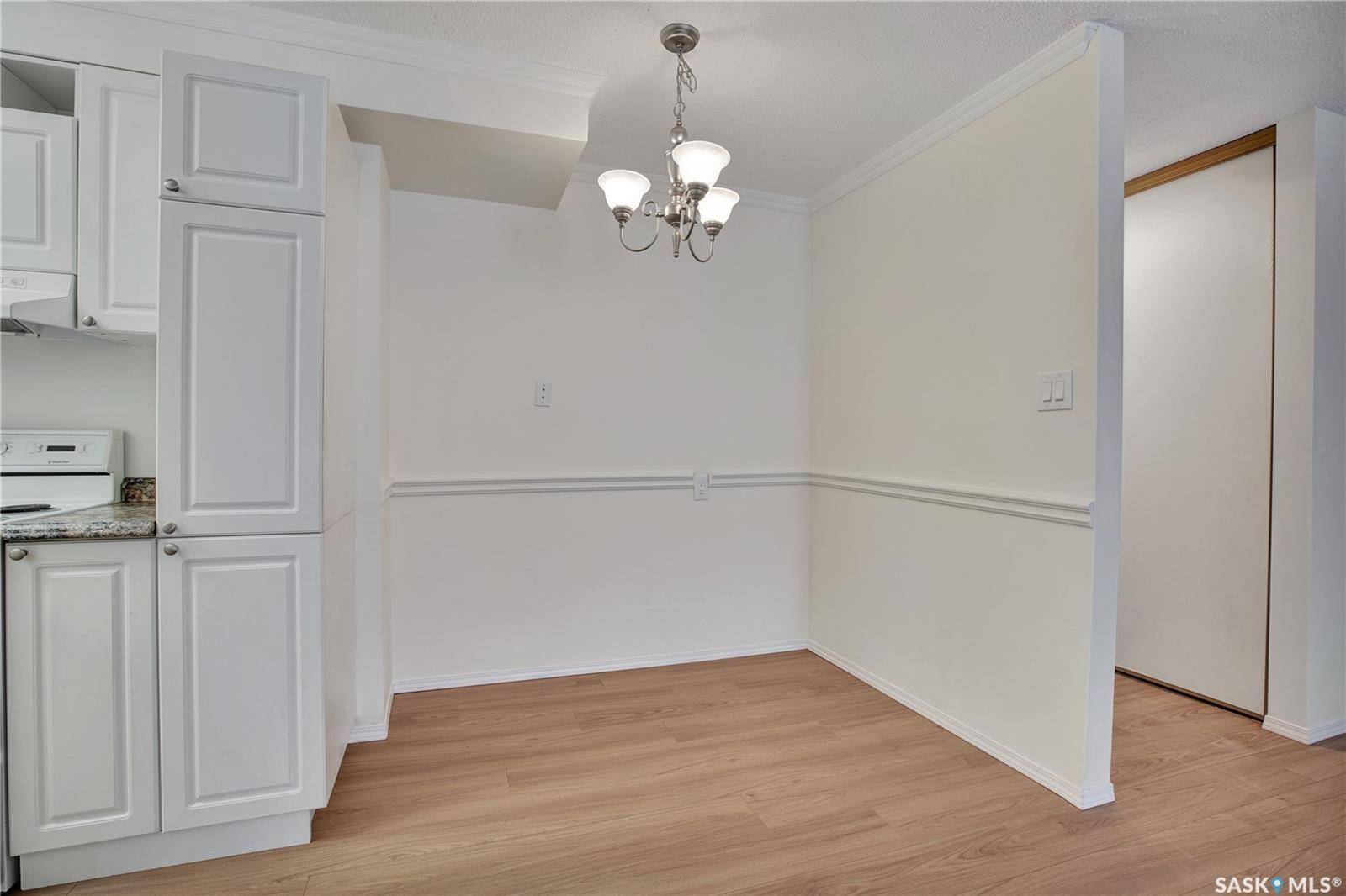 Saskatoon, SK S7K 2Z5,411 Tait COURT #107