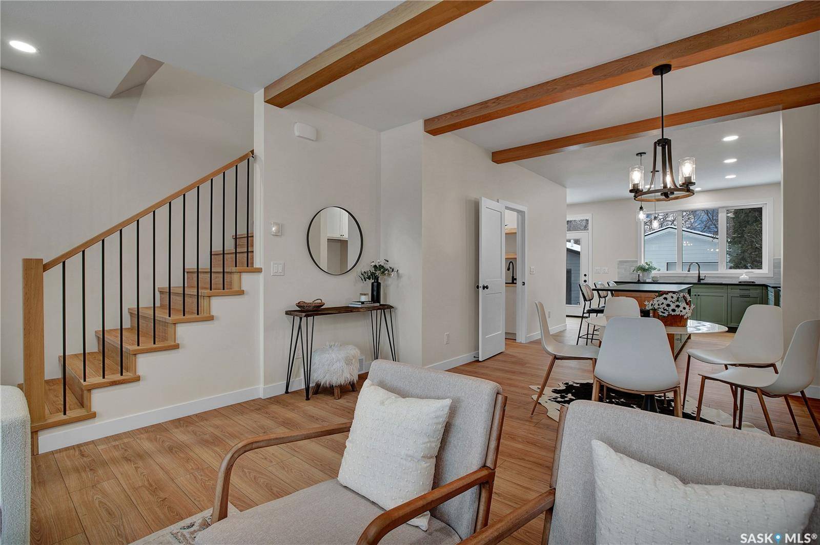 Saskatoon, SK S7H 2H3,1401 Cairns AVENUE