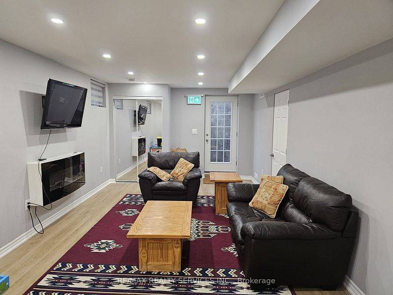 Brampton, ON L6Y 2J6,35 Curtis DR #Bsmt