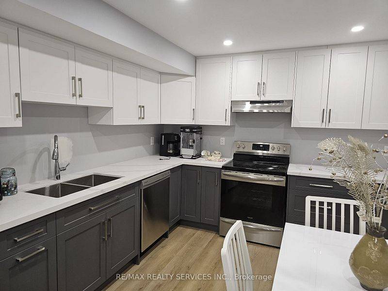 Brampton, ON L6Y 2J6,35 Curtis DR #Bsmt