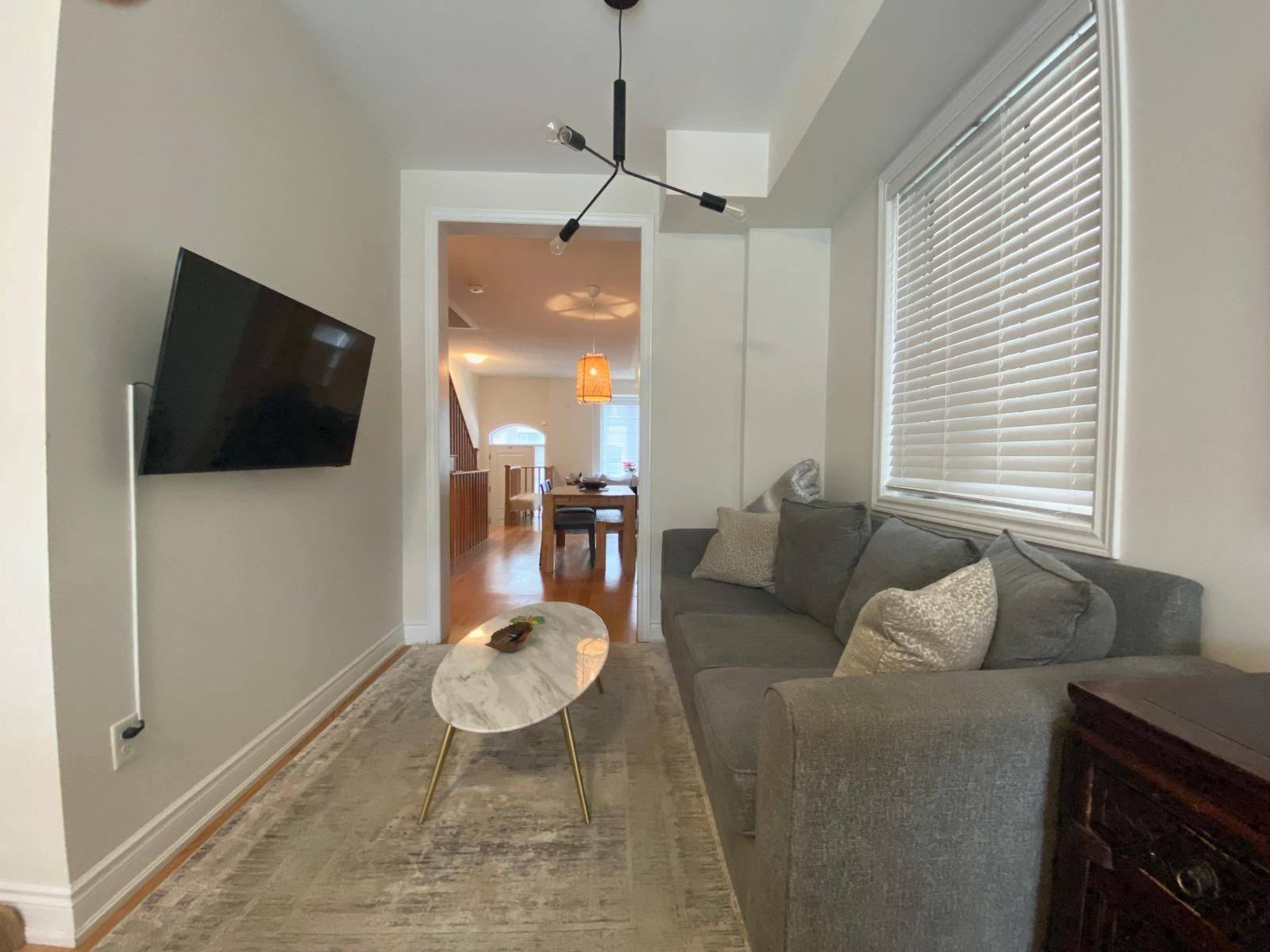 Toronto W08, ON M8Z 0E5,15 Edward Horton CRES